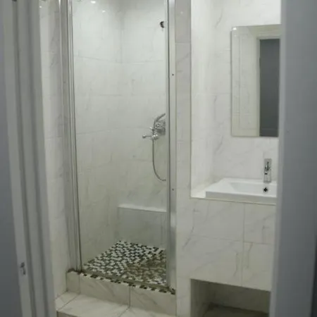 Недалеко От Моря, Люкс Апартаменты Apartment *